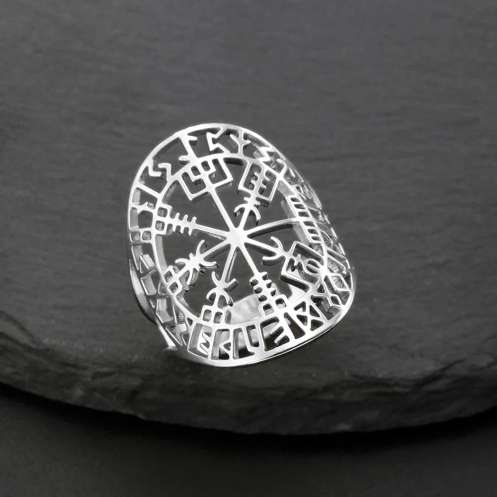 Pierścionek Vegvisir Kompas Runiczny Wiking srebrny