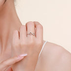 Pierścionek Symbol Nieskończoności Pierścień Damski Cyrkonie