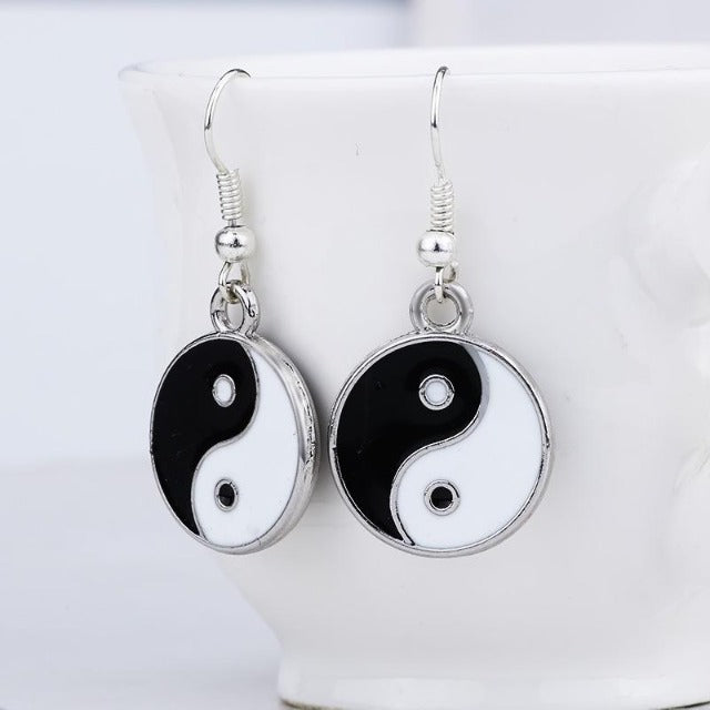 Kolczyk Yin Yang srebrny