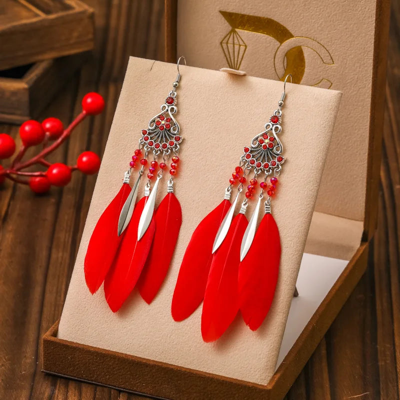 Kolczyki wiszące w stylu etnicznym z piórami 3