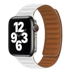 Bransoletka Apple Watch z magnetycznym zapięciem biała