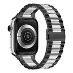 Bransoletka Apple Watch z czarnego i srebrnego metalu