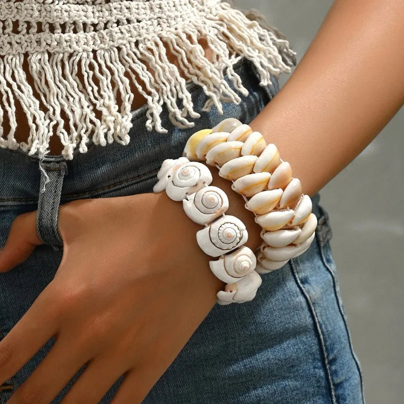 Bransoletka boho z muszelką kauri
