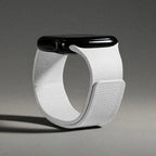Wymienny magnetyczny pasek silikonowy do Apple Watch w kolorze białym