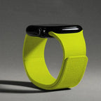 Wymienny magnetyczny pasek silikonowy do Apple Watch w kolorze fluorescencyjnie żółtym