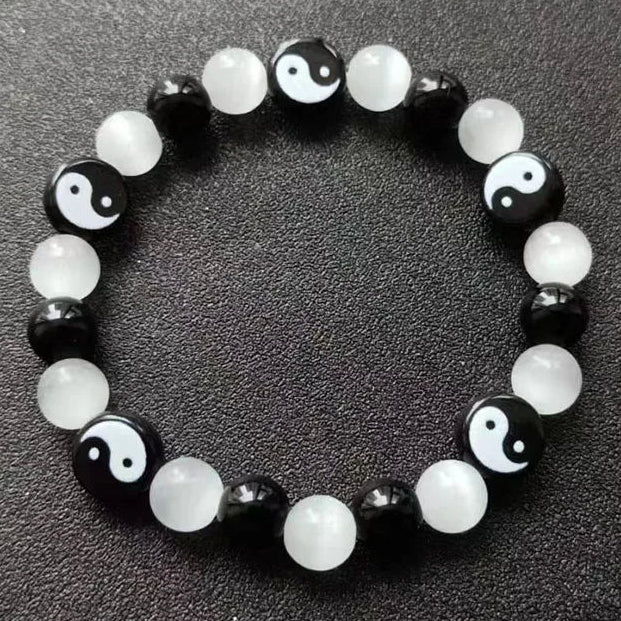Bransoletka z koralików Yin Yang czarno-biała