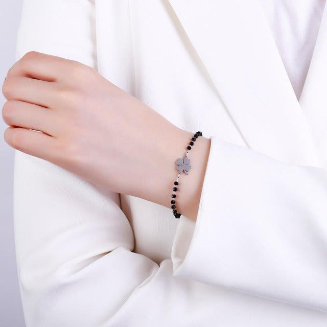 Bransoletka z koniczyną czterolistną na szczęście 
