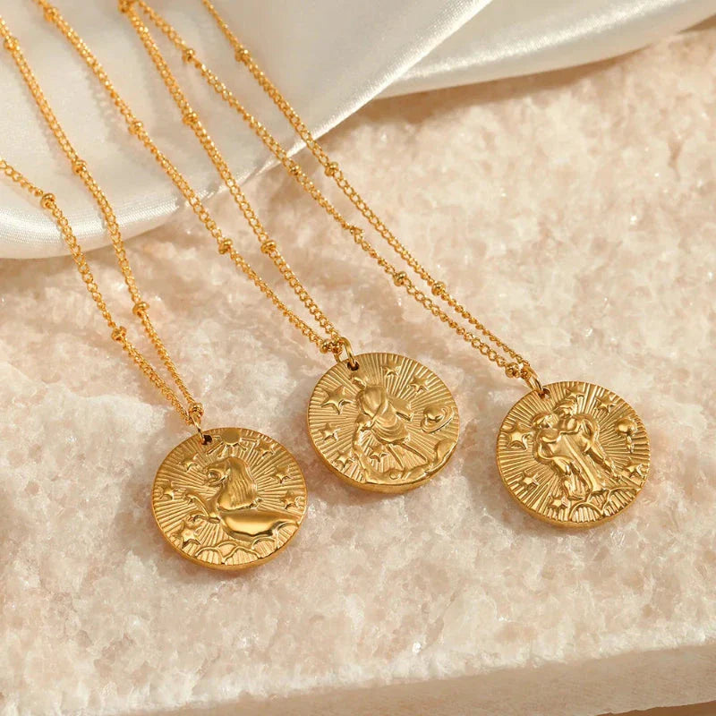 Naszyjnik z zawieszką z konstelacją znaku zodiaku