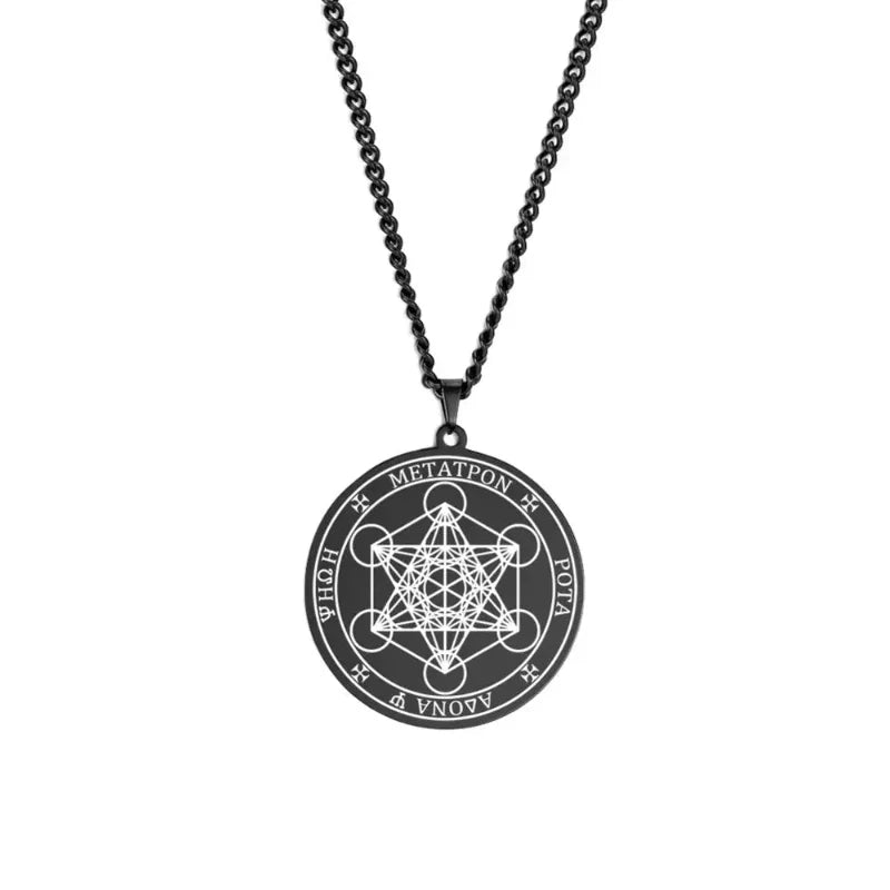 Naszyjnik z zawieszką w kształcie sześcianu Metatron czarny