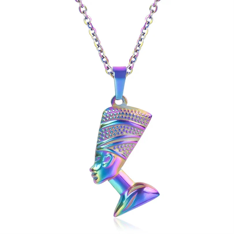 Naszyjnik z zawieszką Nefertiti ze starego srebra