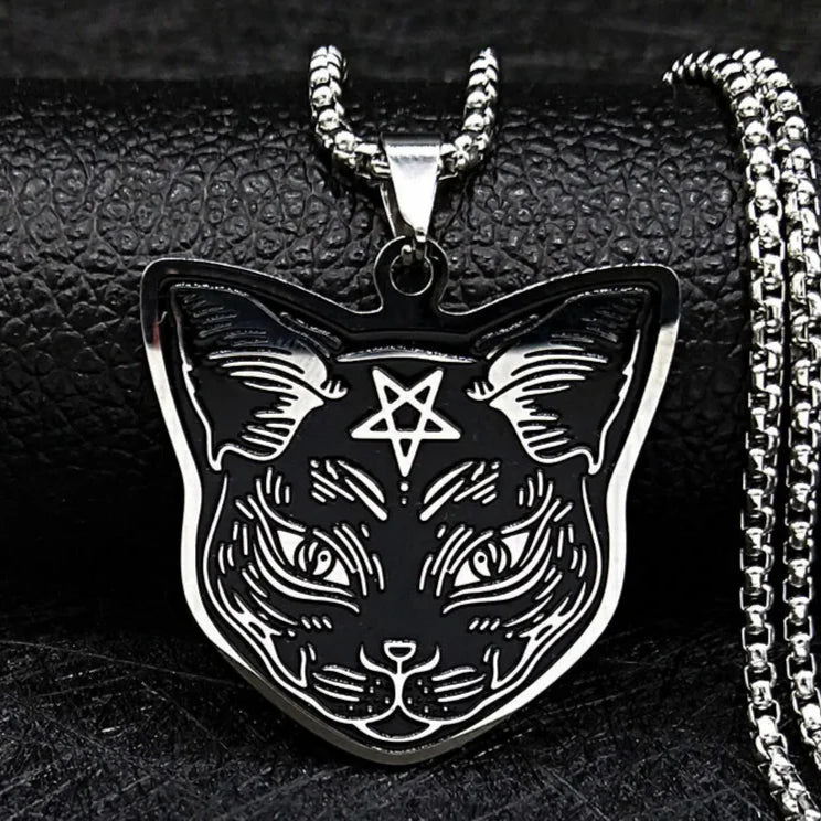 Naszyjnik z zawieszką Czarny Kot Pentagram Czarostwo Wicca