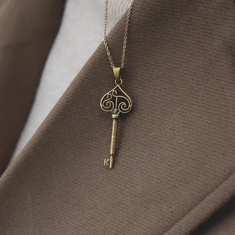 Wisiorek z kluczem w stylu vintage dla kobiet
