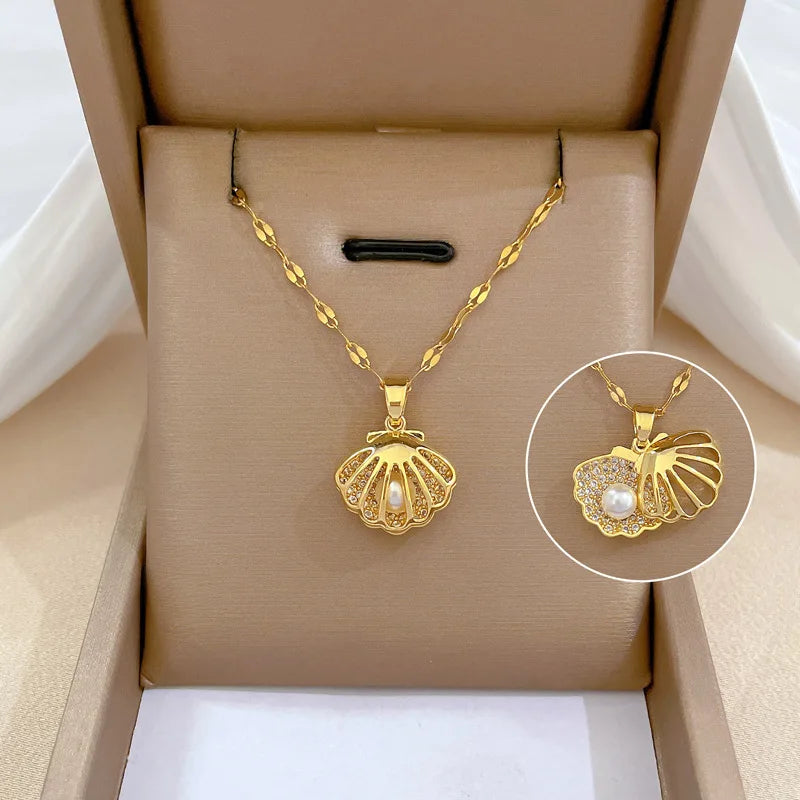 Naszyjnik z zawieszką muszla małża i perła 2