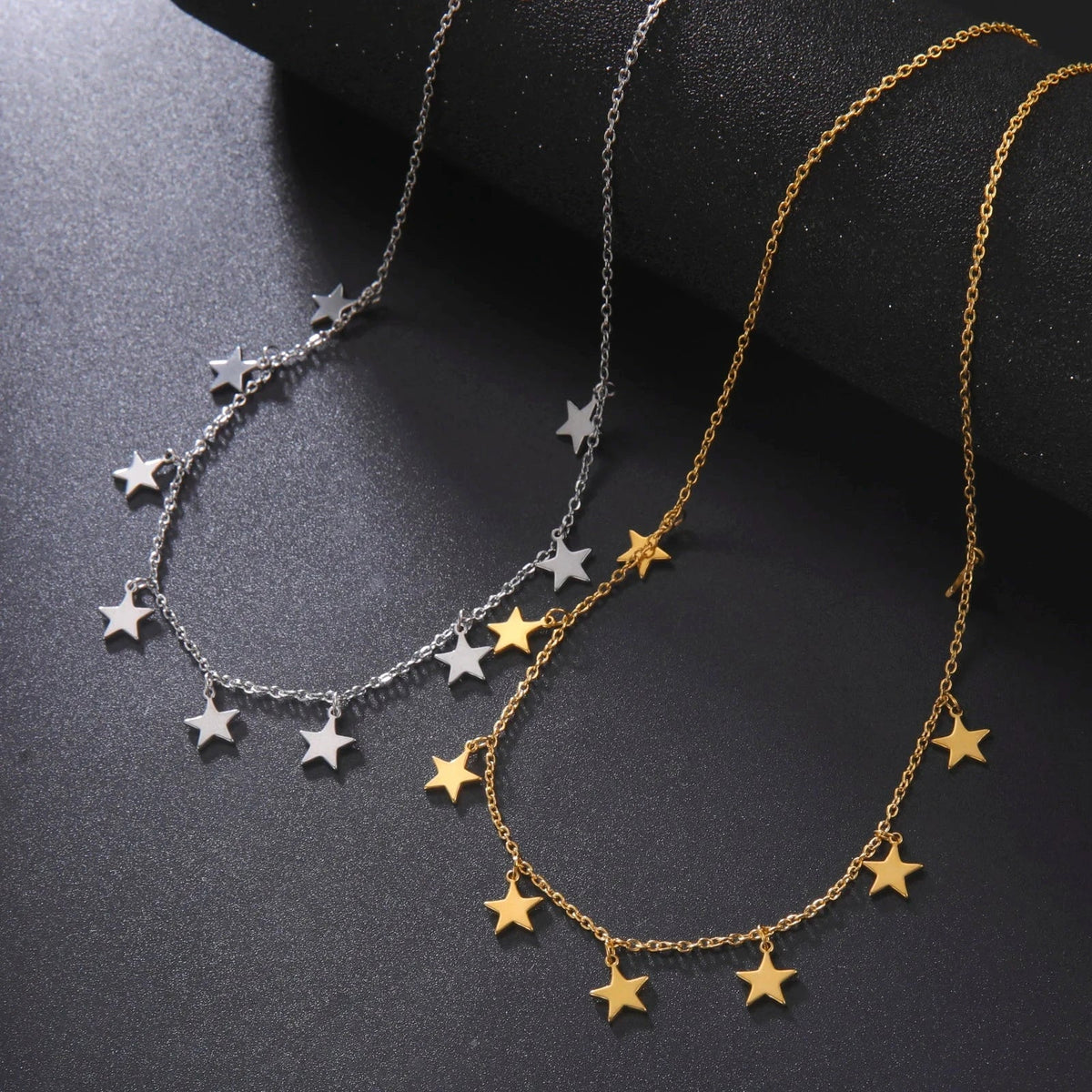 Naszyjnik z zawieszką gwiazdy astrologii