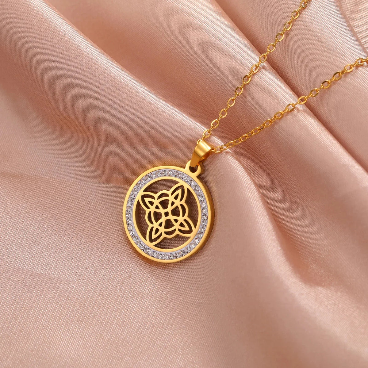 Naszyjnik z zawieszką Wicca Węzeł Czarownicy Amulet Ochronny dla Kobiet złoty
