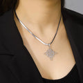 Naszyjnik z zawieszką Wicca Węzeł Czarownicy Kobieta Amulet ochronny srebrny