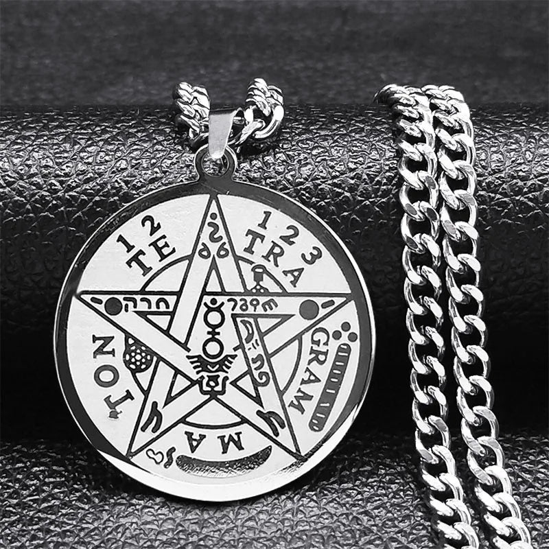 Naszyjnik z pentagramem i wisiorkiem tetragramu Salomona