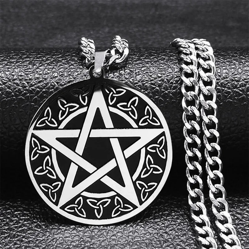 Naszyjnik z pentagramem i wisiorkiem tetragramu Salomona