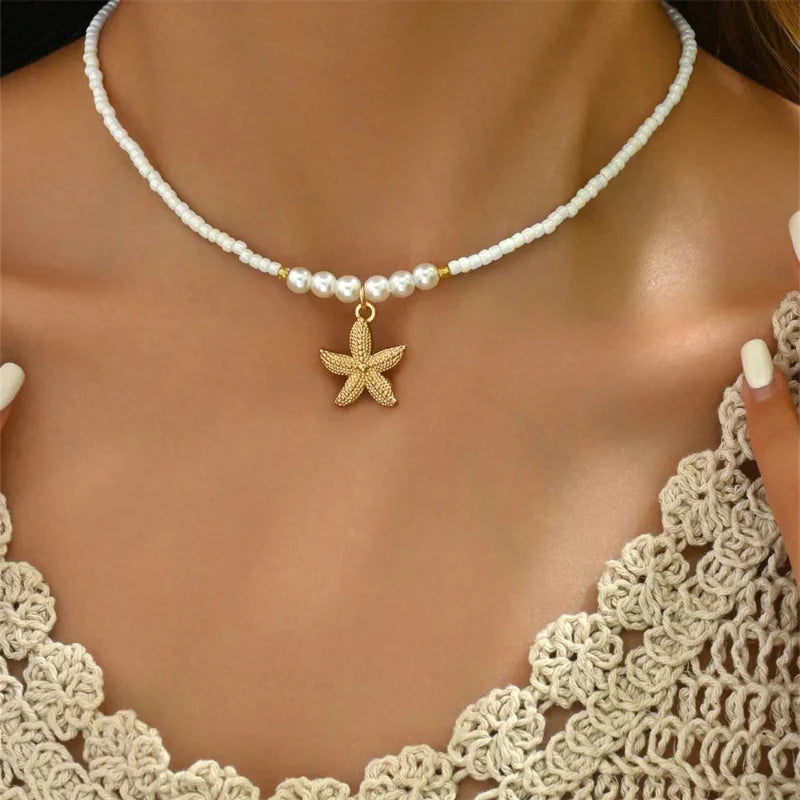 Naszyjnik choker z zawieszką muszli i rozgwiazdy