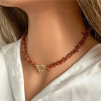 Naszyjnik choker z zawieszką z naturalnych kamieni koralowych