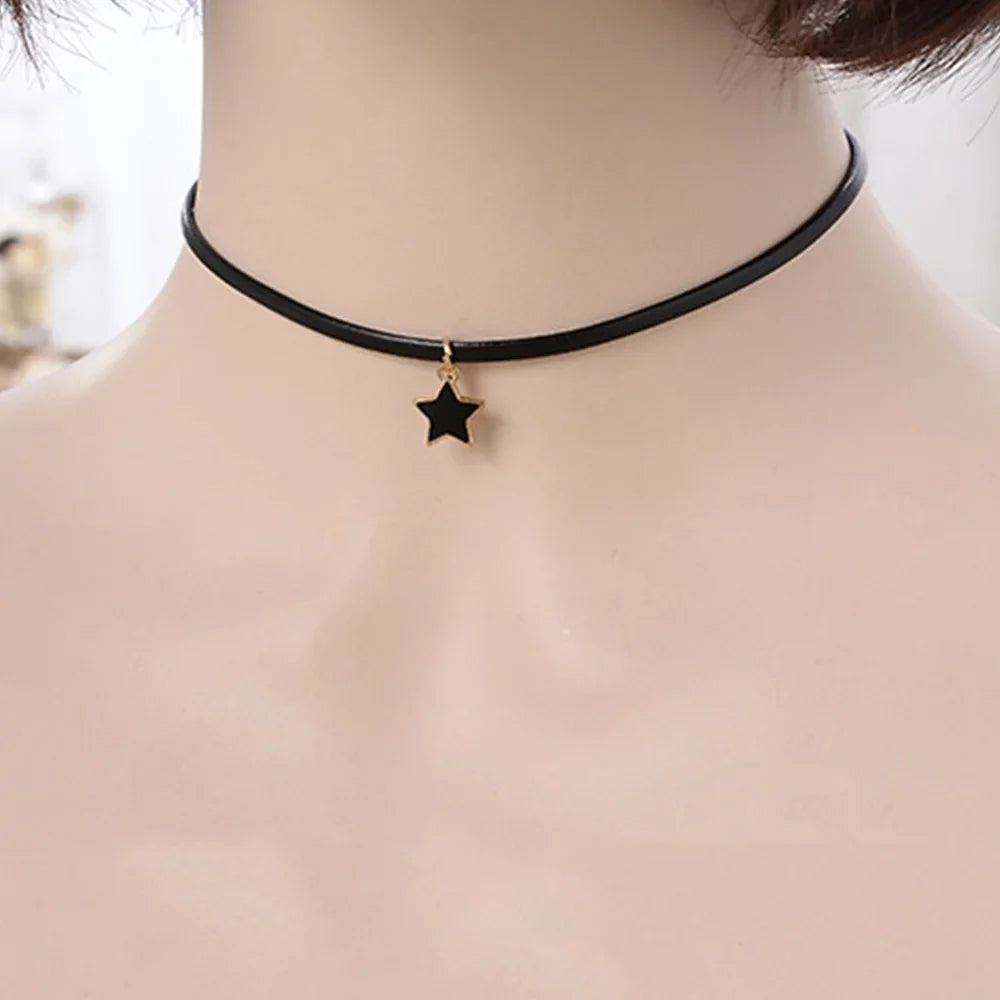 Naszyjnik typu choker dla kobiet z zawieszką w kształcie gwiazdy 1