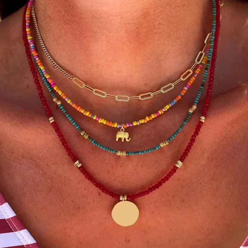 Naszyjniki z zawieszkami czterorzędowe w stylu boho